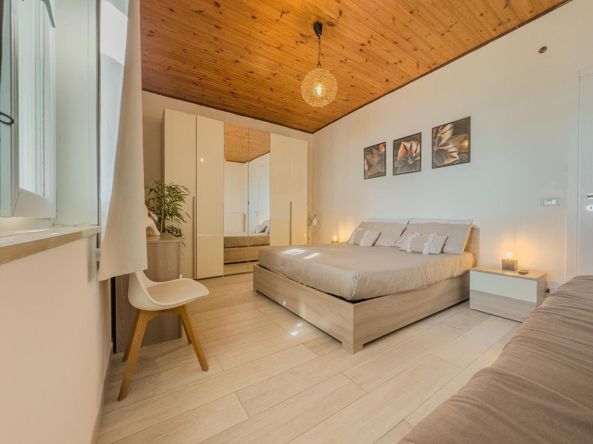 Athena Sea Front Apartment, Parking & Pool Lago Patria Kültér fotó